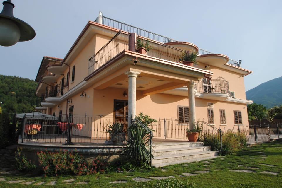 Il Salice Hotel Civitella Del Tronto Exterior photo