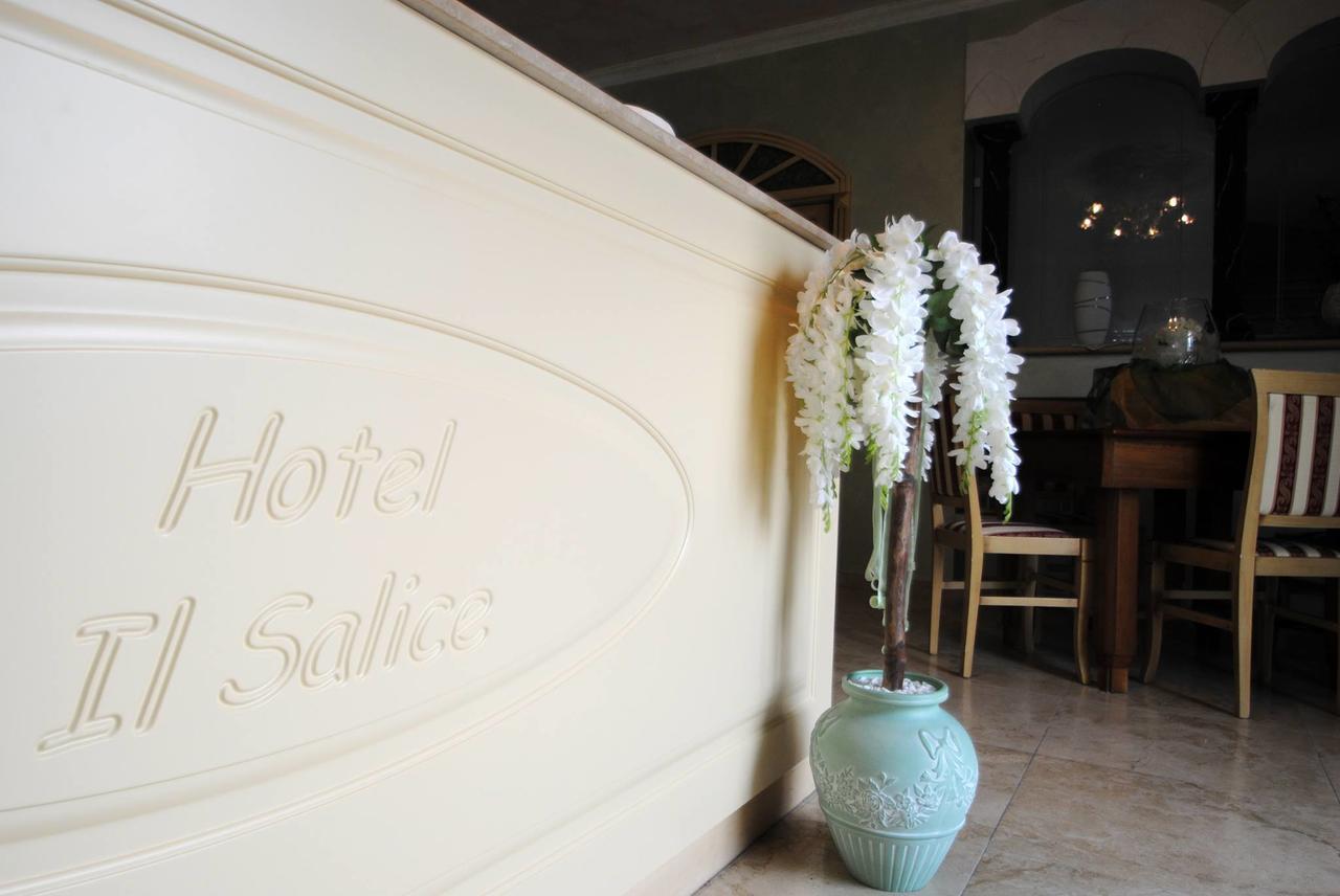 Il Salice Hotel Civitella Del Tronto Exterior photo